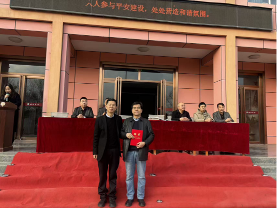 省动物所石勇强被铜川市楼村中学聘为科学副校长暨做科普报告